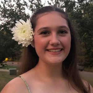 Meet your Posher, Leigh